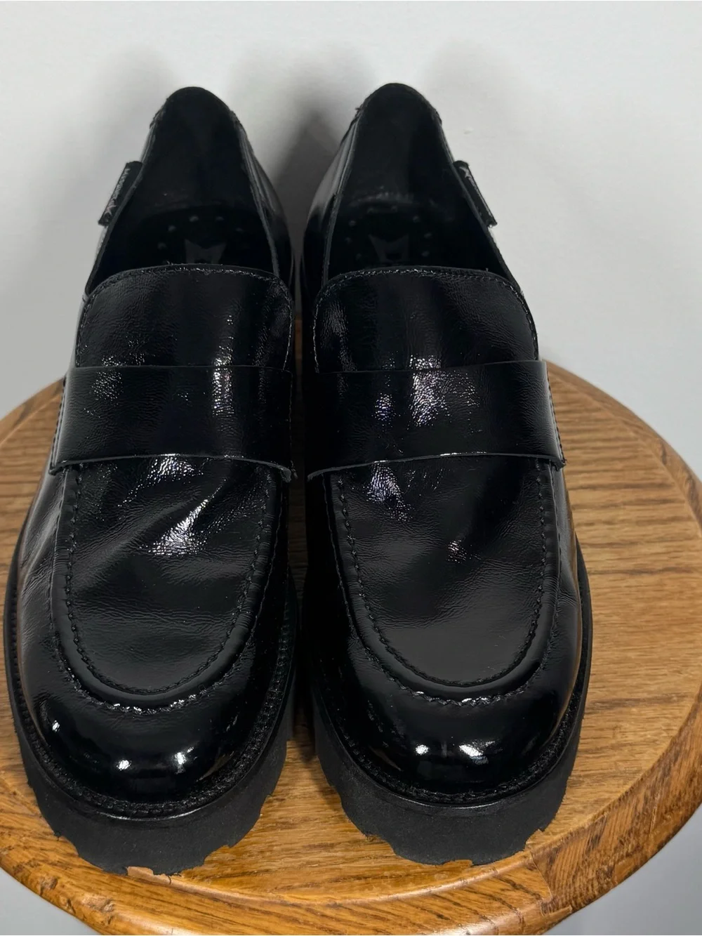 Mephisto Florenza Patent Loafers Women's Size 7 Shoes Black Lug Sole Chunky